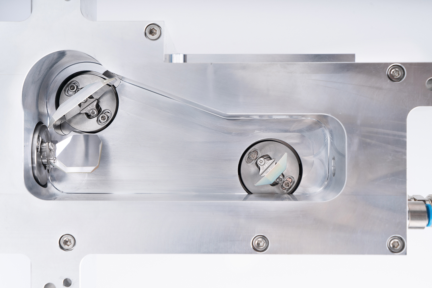 pivotSCAN mirror